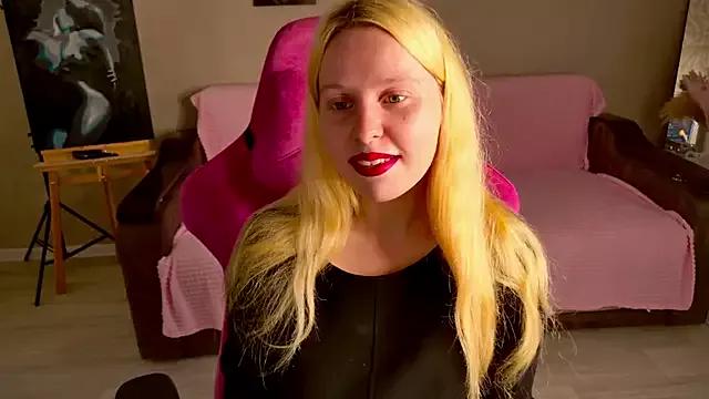 Charming_Cutie from StripChat is Freechat