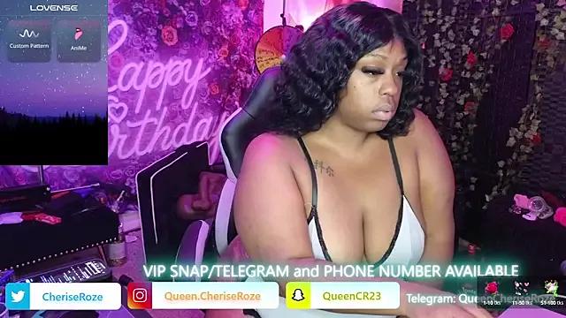 cheriserozequeen from StripChat is Freechat