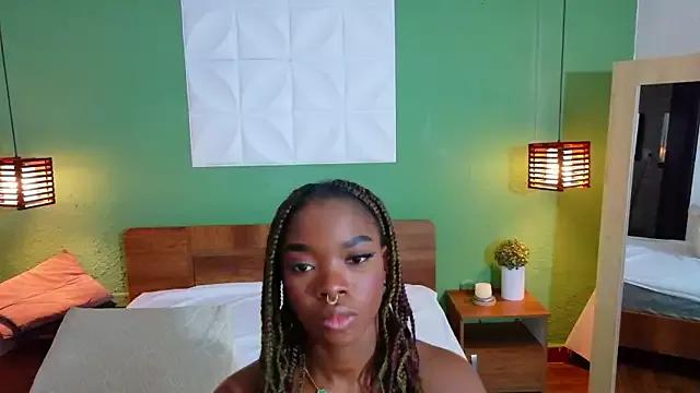Chocolatte_dreams from StripChat is Freechat