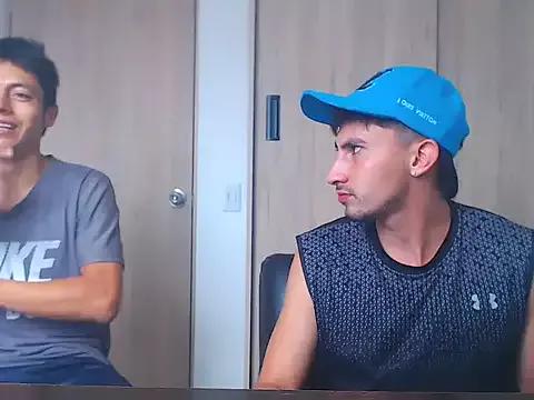 ChrisDamon from StripChat is Freechat