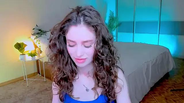 ChristinaConteeree from StripChat is Freechat