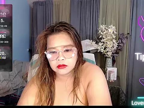 christine_margaret from StripChat is Freechat
