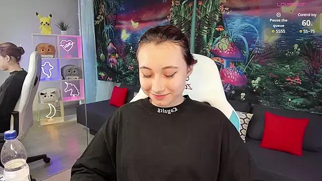 ClaraParks from StripChat is Freechat