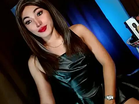 Creamycum_celinexx from StripChat is Freechat