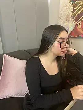 Cristina_pinkk from StripChat is Freechat