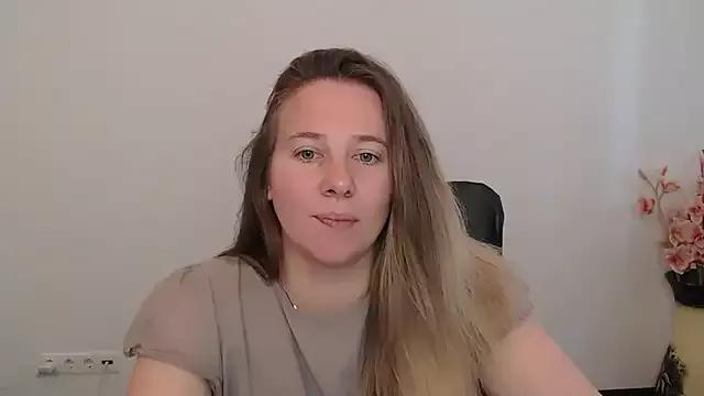 Darklure_ from StripChat is Freechat
