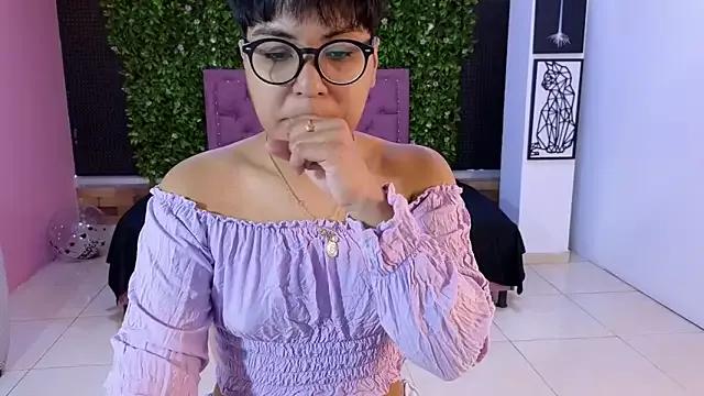 Discover girls online performers. Slutty sexy Free Models.