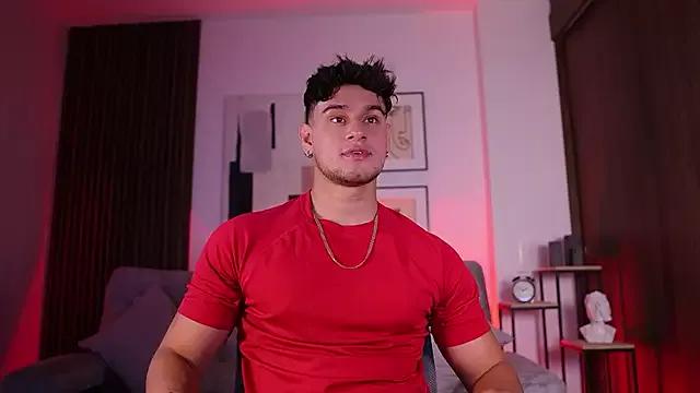DaviesBrown from StripChat is Freechat