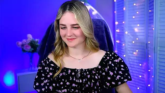 DeboraLarson from StripChat is Freechat