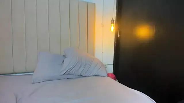 devora_caseres from StripChat is Freechat