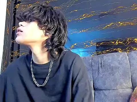Diamond_twink from StripChat is Freechat