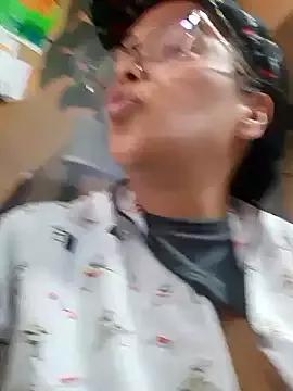 dirty_lady17 from StripChat is Freechat