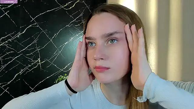 EarleneBrayton from StripChat is Freechat