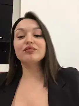 ElaineLinwood from StripChat is Freechat