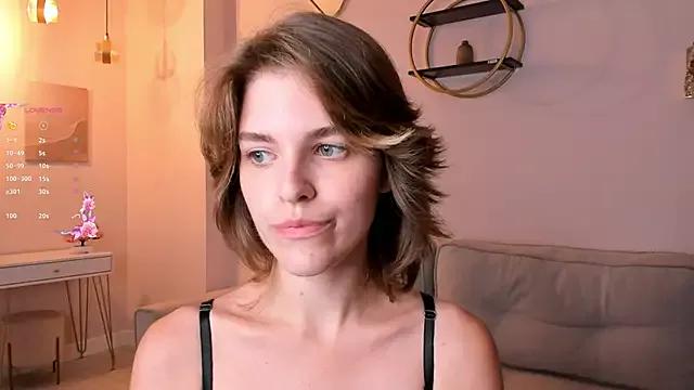 EleneButton from StripChat
