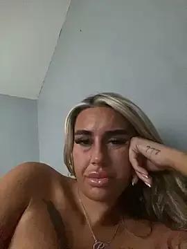 EllieMaeBaby from StripChat is Freechat