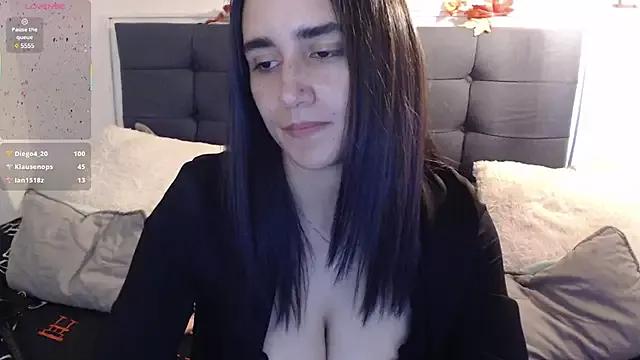 elowen_halley1 from StripChat is Freechat