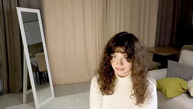 EmaLeisy from StripChat is Freechat