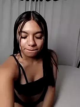 Emiily_bliss from StripChat is Freechat