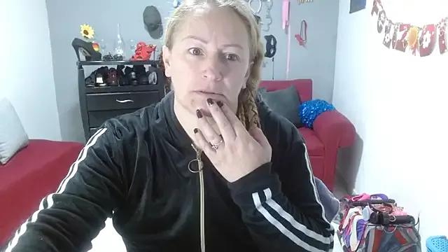 Discover girls online performers. Slutty sexy Free Models.