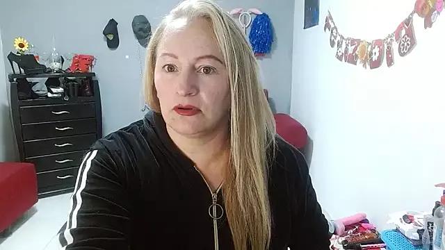 emperabigbootybigass from StripChat is Freechat