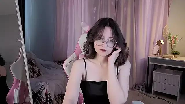 EsmaWonka from StripChat is Freechat