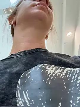 EvvaMur from StripChat is Freechat