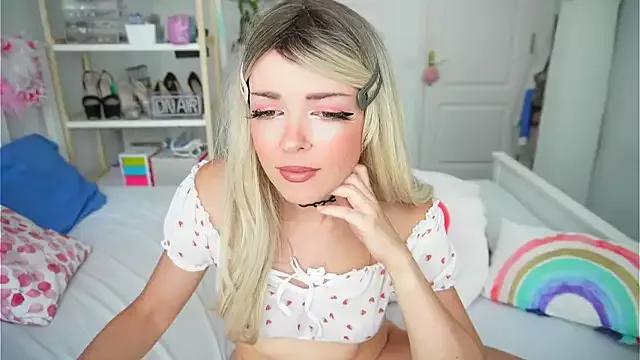 FantasticSonya from StripChat is Freechat