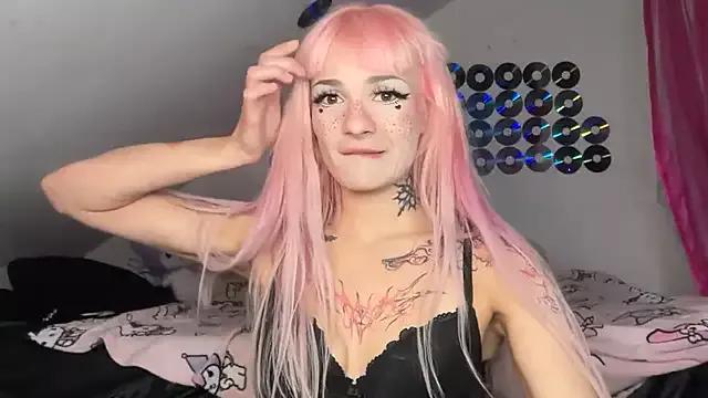 FluffySlutt from StripChat is Freechat