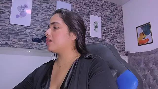 Georgina27x from StripChat is Freechat