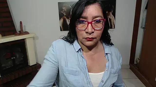 Grace_mature_milf from StripChat is Freechat