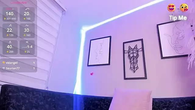 helena_williamss from StripChat