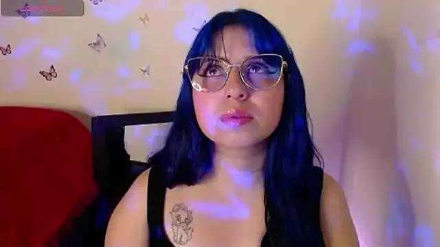 honey_buns_1 from StripChat is Freechat