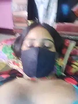 HOT-SUMAN-BABY from StripChat is Freechat
