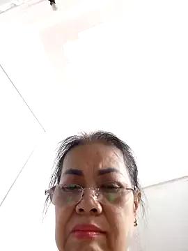 Hotestlove from StripChat is Freechat