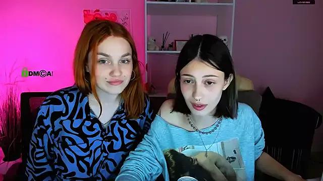 isa_luxury from StripChat is Freechat