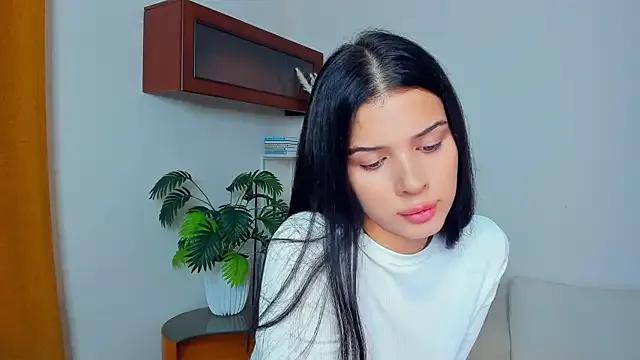 JoCauterucci from StripChat is Freechat
