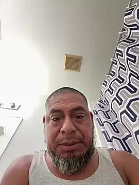 julio_p from StripChat is Freechat