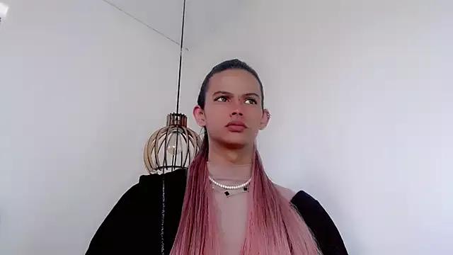 karine_sanz from StripChat is Freechat