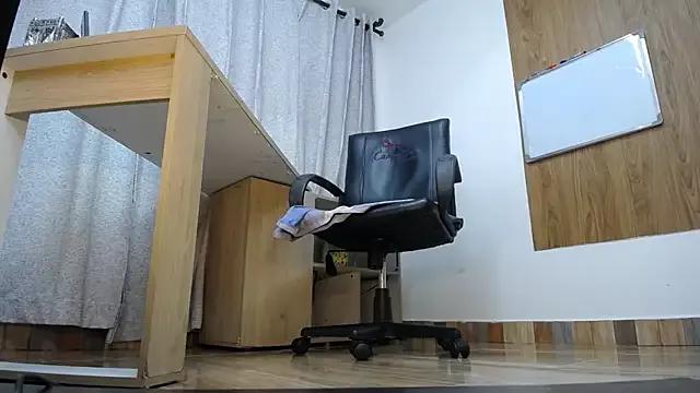 Kathleen_Rodriguez from StripChat
