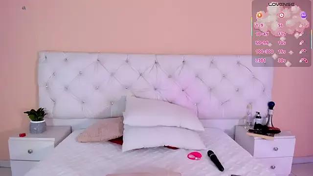 katte_landerr from StripChat is Freechat