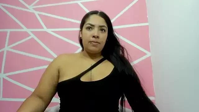 kayla_lov from StripChat is Freechat