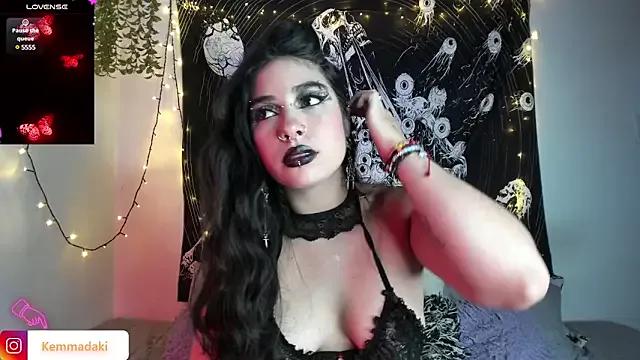 kemmadakii from StripChat is Freechat