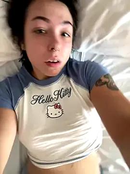 Kitty5348 from StripChat