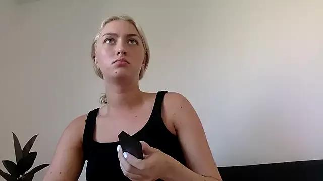 Kitty_Swetty from StripChat is Freechat