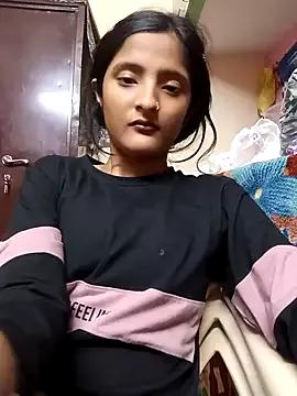 KittyBby14 from StripChat