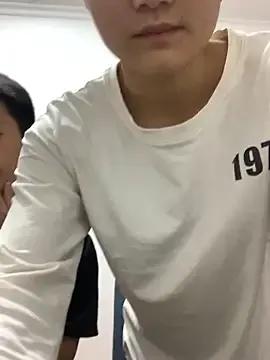 KK-cuteboy from StripChat