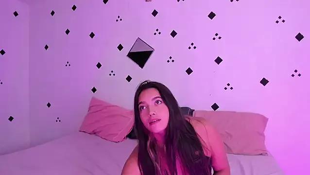 LiaDelicata from StripChat is Freechat