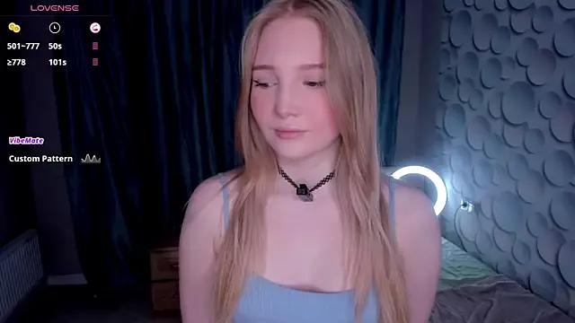 LianaLoss from StripChat is Freechat