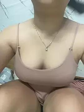 LillyPi06 from StripChat is Freechat